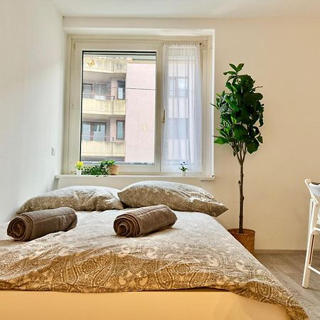 Stylish Schonbrunn Apartments With Free Parking Viyana Dış mekan fotoğraf