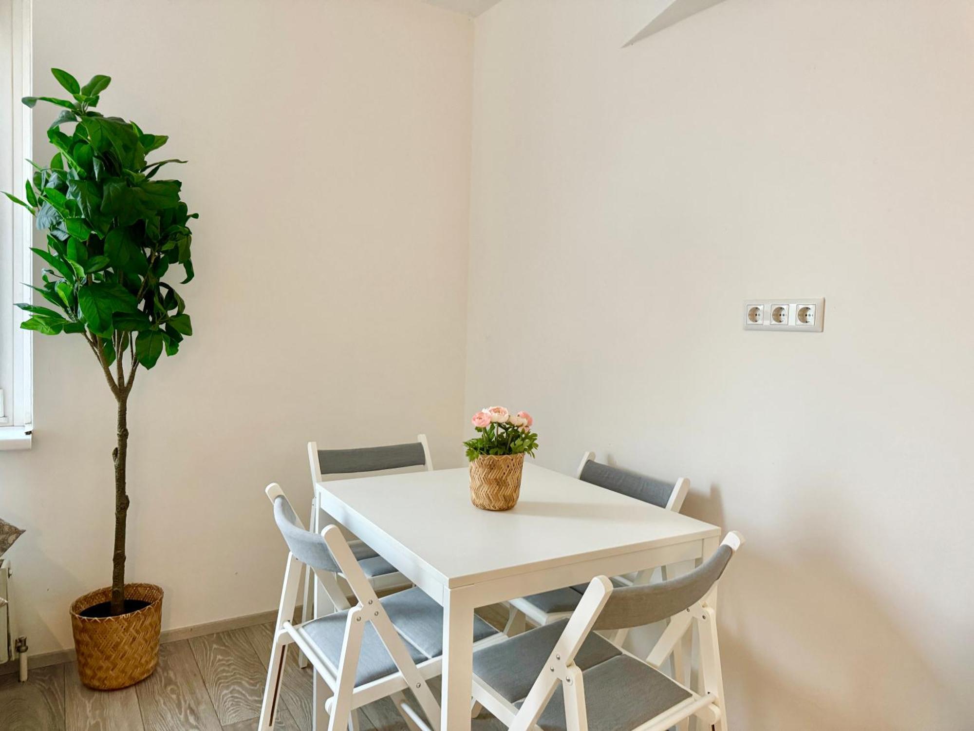Stylish Schonbrunn Apartments With Free Parking Viyana Dış mekan fotoğraf