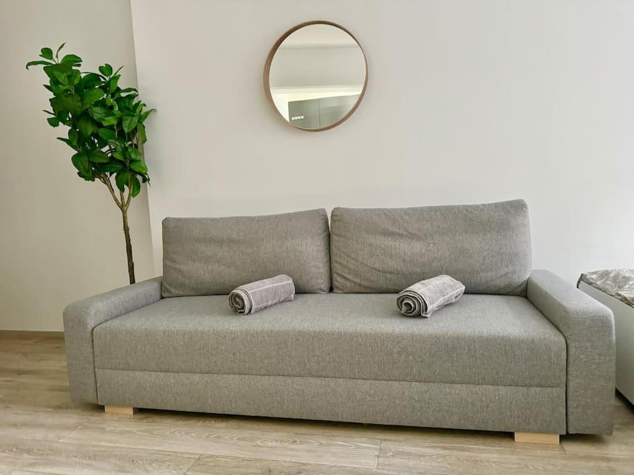 Stylish Schonbrunn Apartments With Free Parking Viyana Dış mekan fotoğraf
